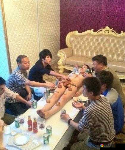 看真人裸体的震撼现场及相关精彩细节呈现