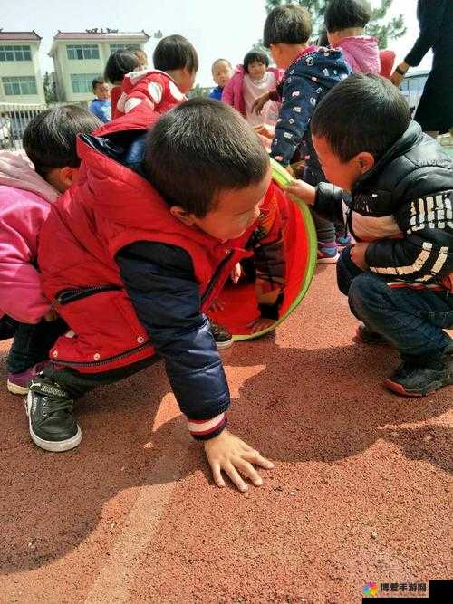 棒棒滴啦啦滴啦啦啦男生那充满活力的欢快歌声