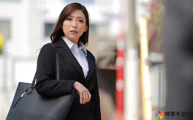 日本熟妇毛耸耸 xXxXxX：一位成熟女性的私密生活