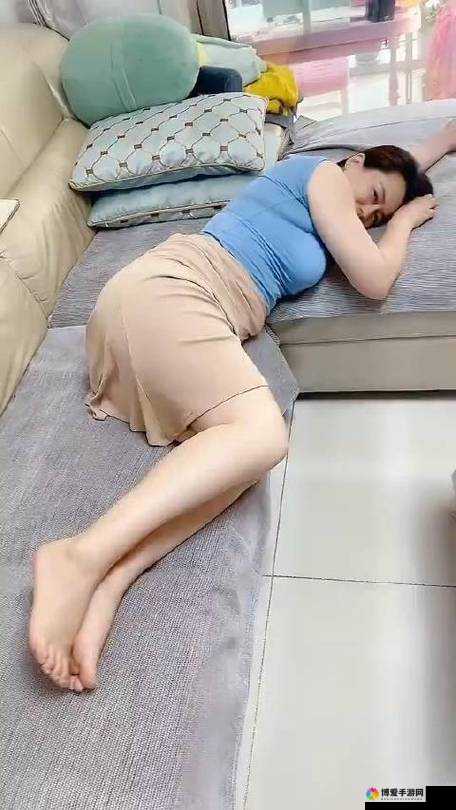 77777 熟女视频在线观看:无尽诱惑与激情