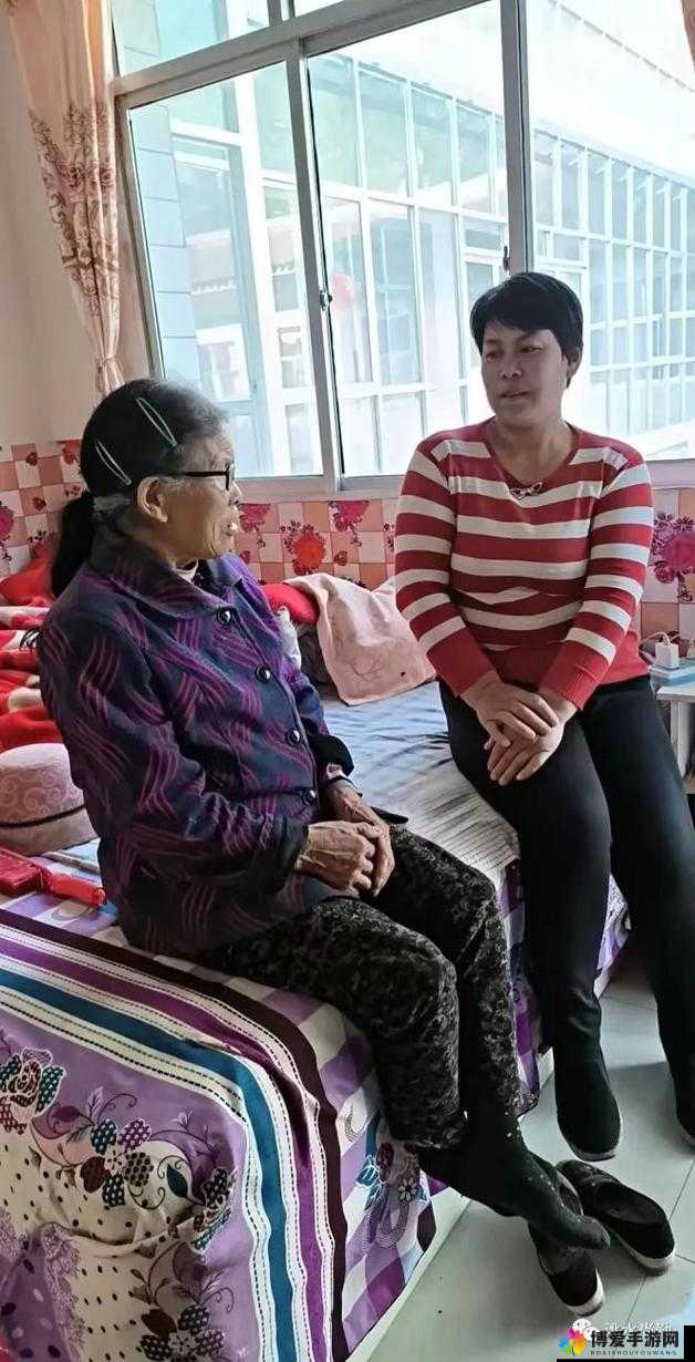 东北大妈：乐观豁达爱生活 邻里之间的知心人