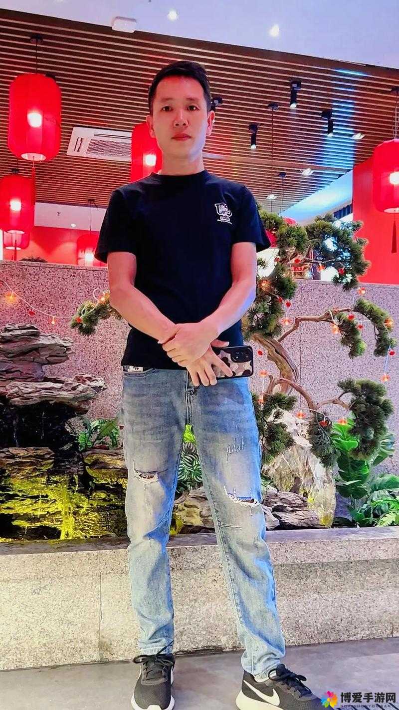 找一个大叔玩玩还是找个家:关于情感选择的深度思考与探讨