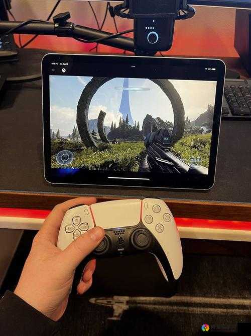 Xbox 高管晒用 Xbox 手柄玩战神 4与 PS5 手柄玩光环对比探讨