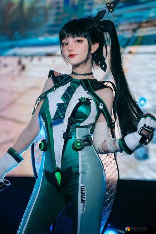 惊艳美女 COS 剑星伊芙绝美演绎震撼登场