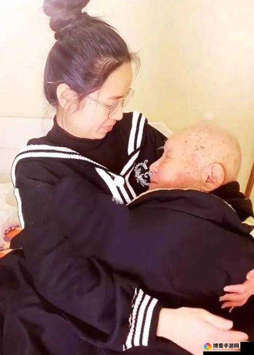 抱着儿媳妇睡觉的心情说说：这种行为违背公序良俗和道德伦理是错误的