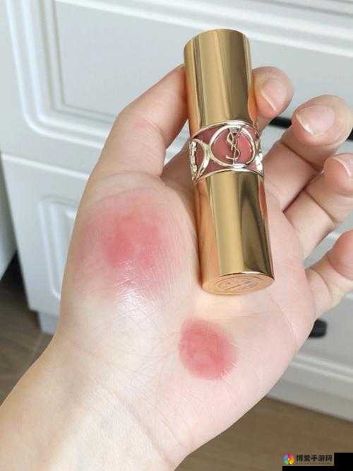 YSL 水蜜桃色 39 迎来大量新主播：直播行业新势力崛起