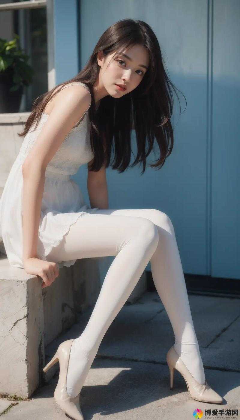 白丝校花扒开美腿的甜美 TF 中文网相关精彩内容呈现