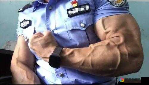 大胸肌肉警察 C18CM 体育生：热血正义的非凡存在
