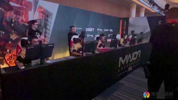 CSGO 真人高清版观看：精彩赛事呈现不容错过