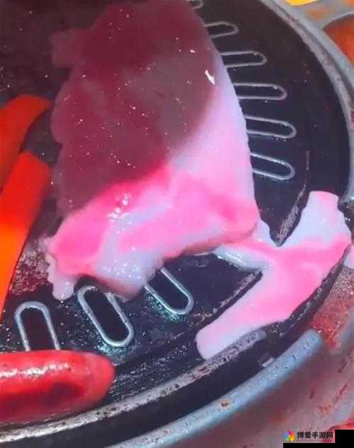 女子爱吃烧烤，血液竟变成粉色这是为何？