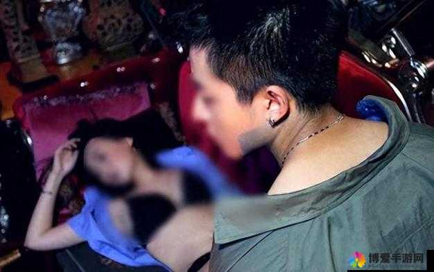 张柏芝跪地吃 J8 这一令人震惊的画面