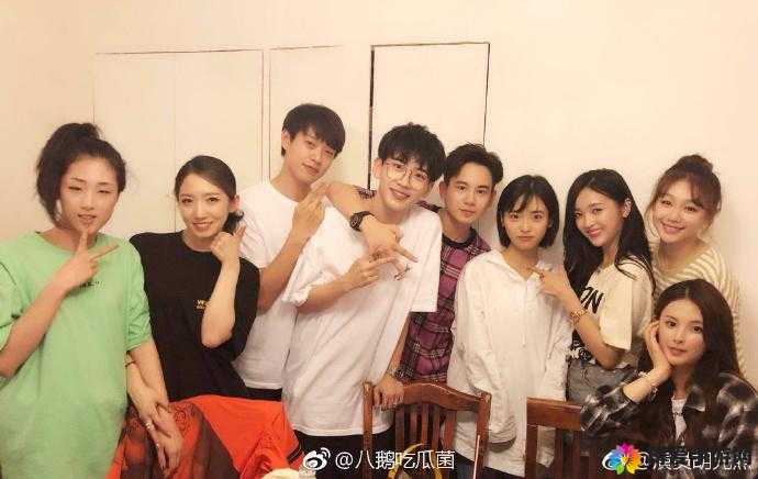 火箭少女 101 吃坤八，究竟是怎么回事？