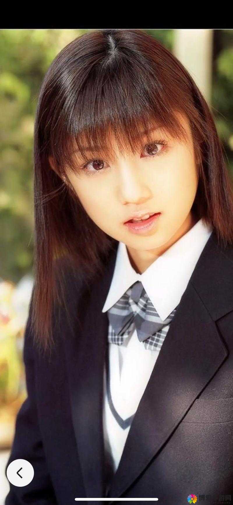 日本真实娇小可爱女孩的独特魅力展现