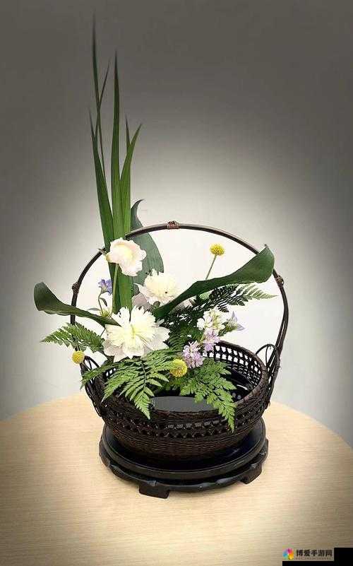 两阳插花新：探讨阳江文化与插花艺术的融合之道