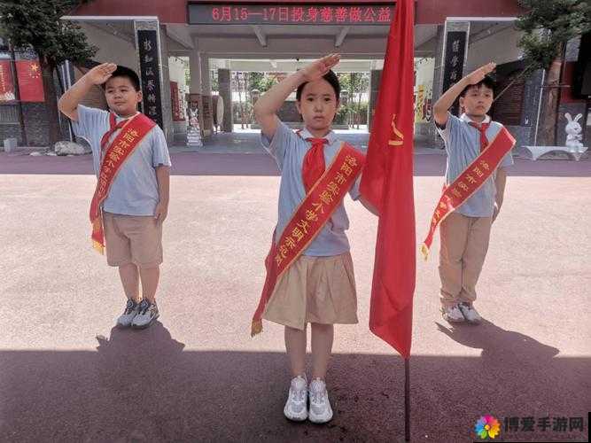 hlj123 红领巾闪耀红色力量，引领时代风尚