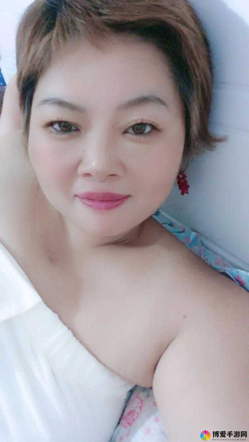 特黄特色老太婆 wwb 之令人唾弃的行径