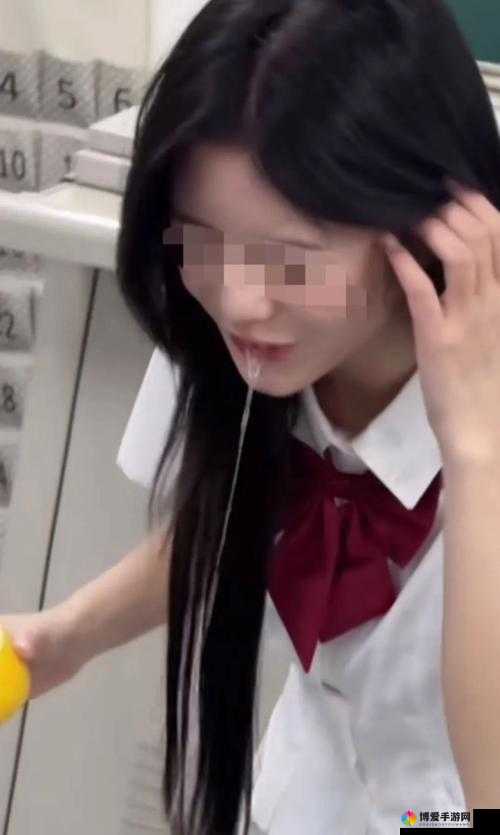 亚欧色播好色吊：挑战道德底线的网络乱象