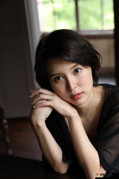 如何评价日本女演员葵司的演技？