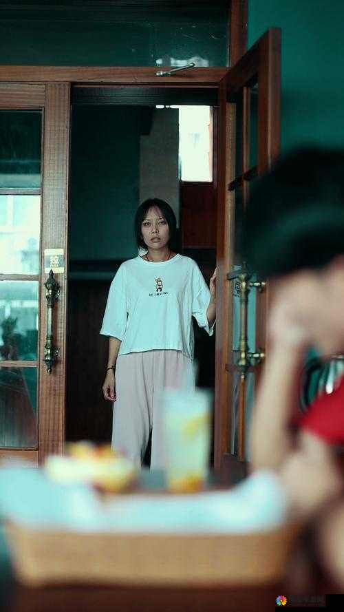 一小孩儿半夜给女生喂困吧，竟有如此居心？