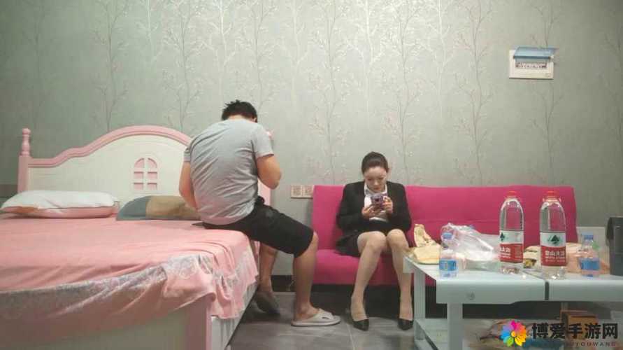 天美 XXX 乱女另类:探索未知的世界