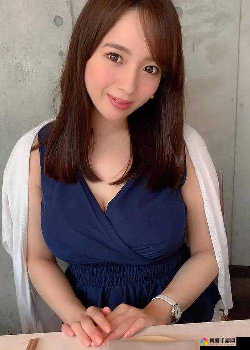 色狠狠久久αⅴ北条麻妃：日本女演员的演艺之路