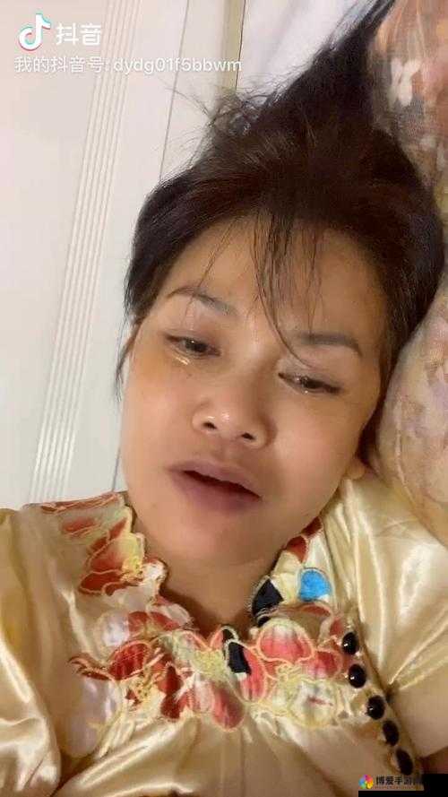 老太太 BBBBWWWw 的神秘往事与不为人知的经历