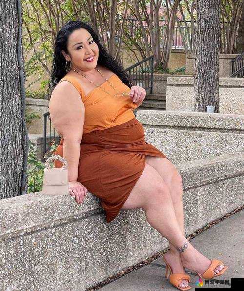 极品尤物:老熟女大屁股熟妇的极致诱惑