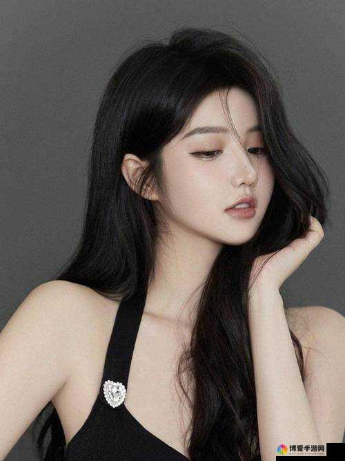 极品粉嫩小仙女小泬 69XXv：一个迷人的网络女神