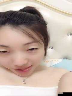 少妇那充满诱惑的黑毛逼引发的奇妙故事