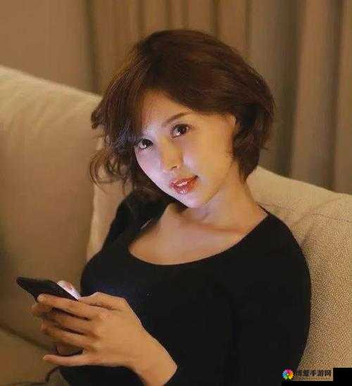 88AV 葵司便利店寝犯堕落事件引发热议