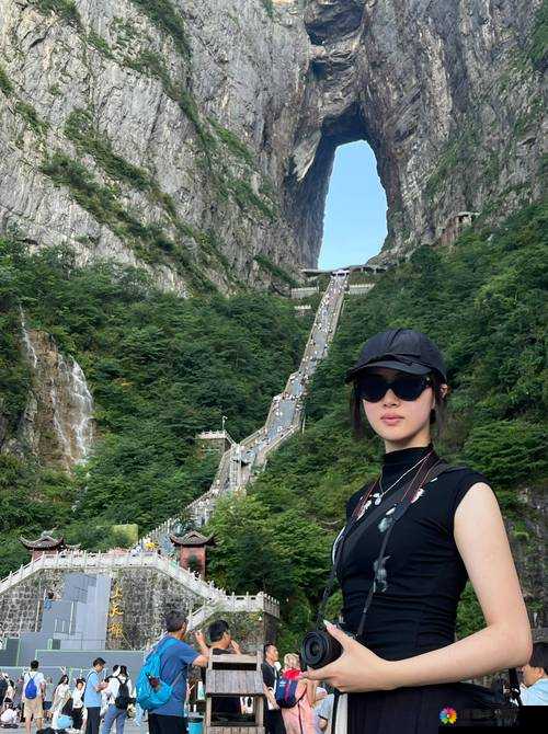 旅行达人带你走进张家界，领略董小宛的美丽风景