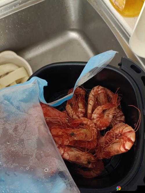 一个吃上面一面膜：独特美食体验背后的故事与情感