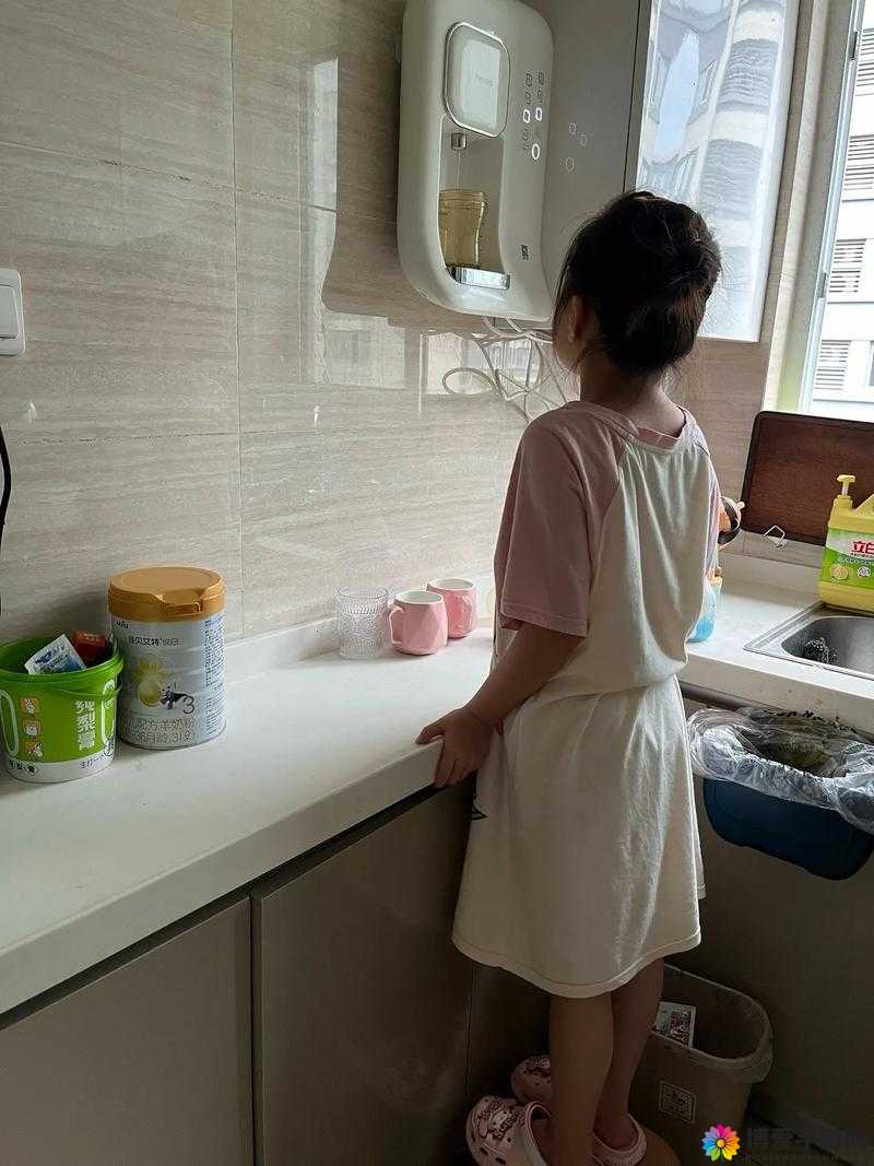 厨房索要刷碗总怎么解决:家庭成员应共同承担家务