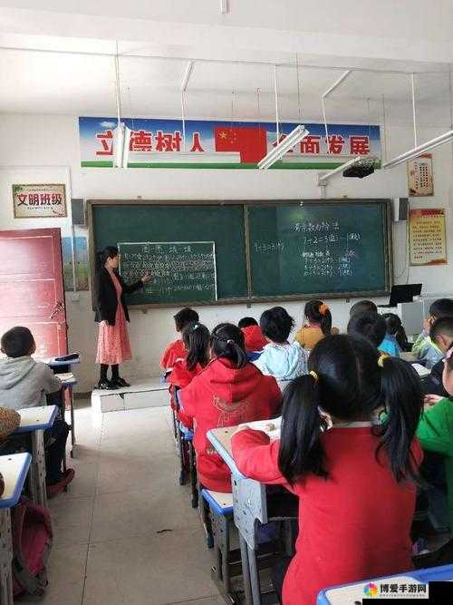 学校教师随时随地发挥作用助力学生成长发展