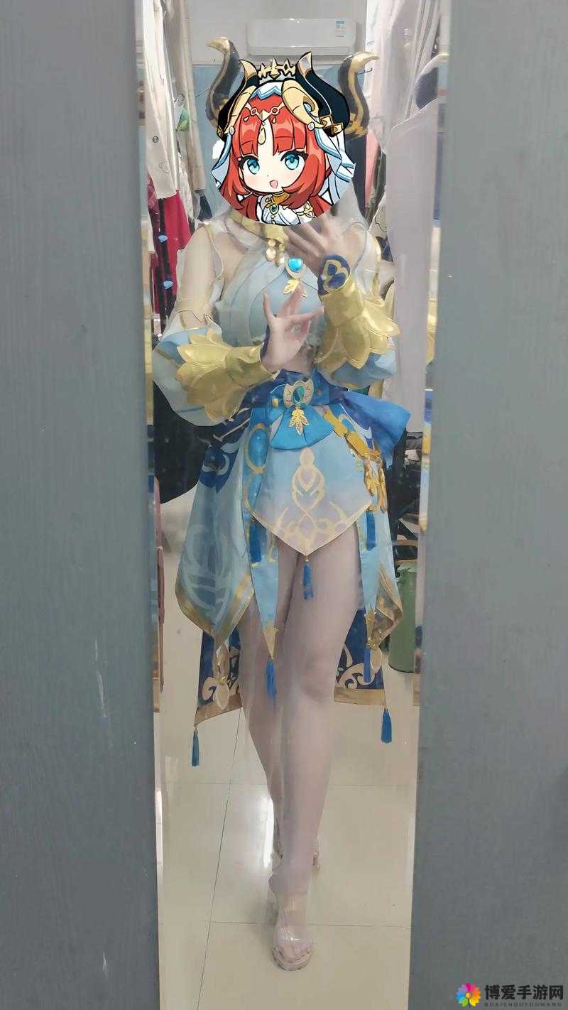 妮露开襟开叉裙鞋子选择：如何搭配更显优雅与风情