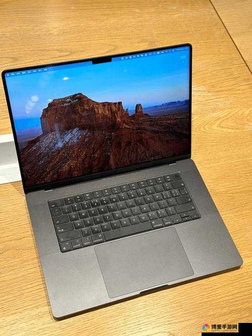 MACBOOKPRO18：性能卓越的轻薄笔记本电脑新典范