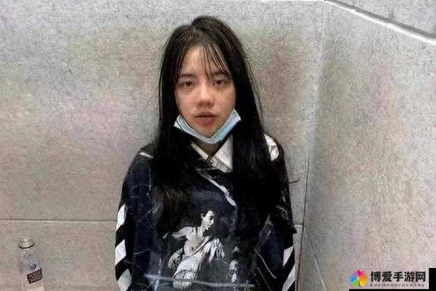 潘甜甜网红三部曲：猎奇、擦边与私密照泄露