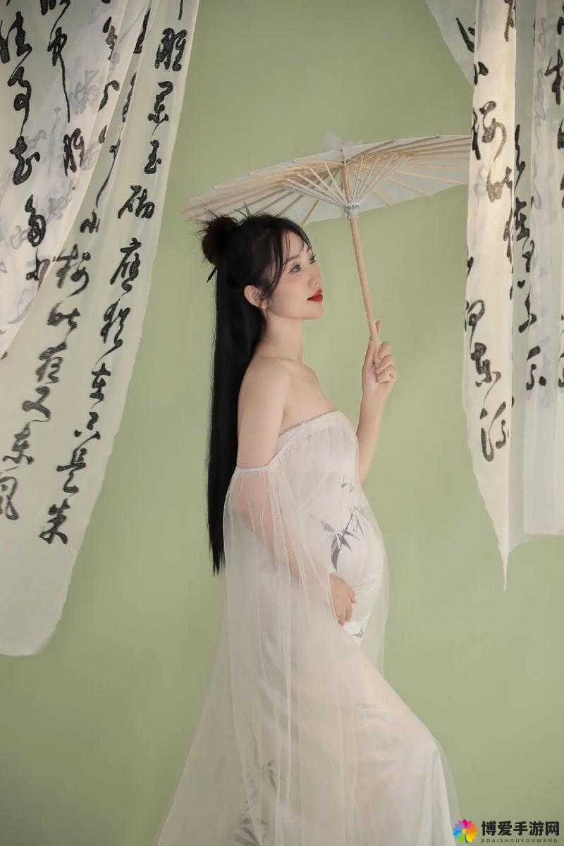 NATURAGLACE 性孕妇视频播放超流畅：尽享独特魅力体验