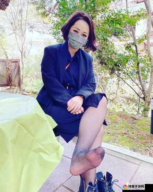 疯狂的熟妇：她的独特魅力与令人惊叹的故事