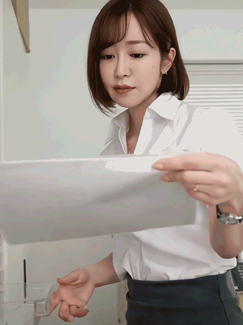筱田优女上司：职场风云中的魅力引领者