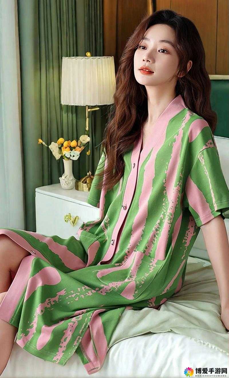 女式开襟睡衣裙：时尚舒适与优雅魅力的完美结合