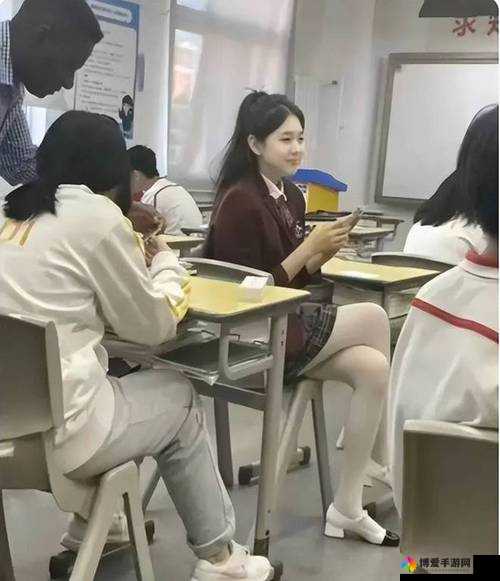 操白丝那令人心动又独特的奇妙场景展现