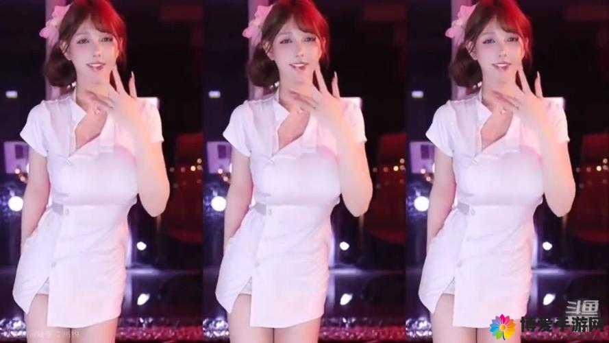 震撼少萝露胸跳舞，如此性感场面令人咋舌