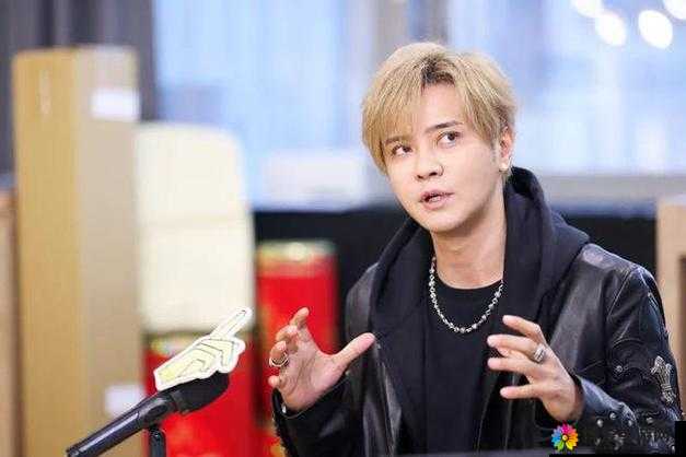 香蕉视频 多人运行诱魅app免费：全新视角解读热门事件
