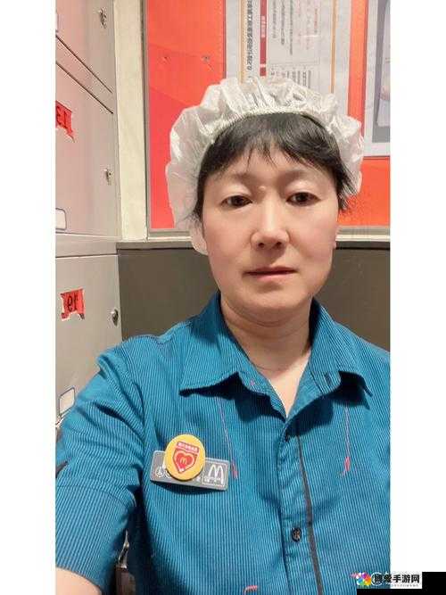 60 岁阿姨兼职竟月入 10 万+ 创奇迹