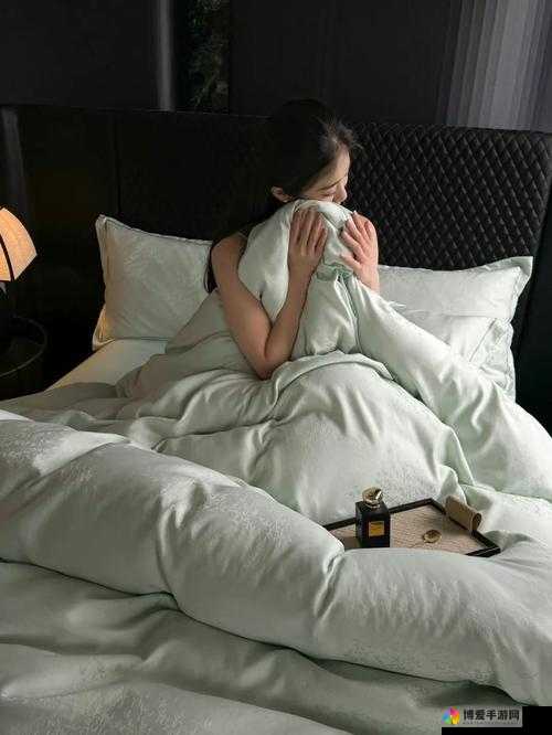 陪读装睡让他滑进去了：背后的故事究竟是什么