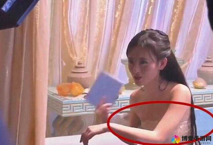鞠婧祎被恶意揉胸照片曝光引发争议