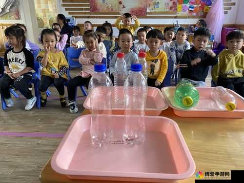 男人的手伸到罐子里怎么伸：探究其具体方式和技巧