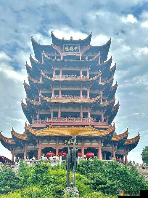 黄鹤楼，历史与文化的交汇点