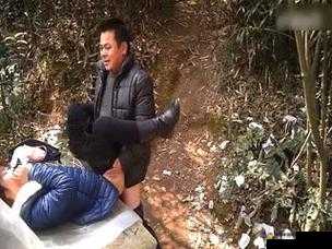 震撼直击两个老头的激情交∫配现场